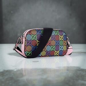 GUCCI GG Supreme Monogram Psychedelic Shoulder Bag Black Multicolor Sugar Pink